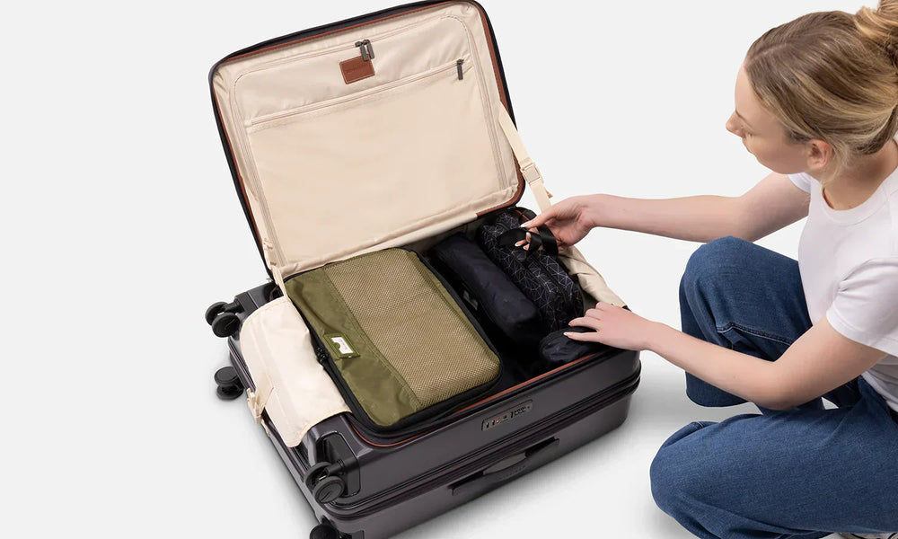 Top Opening Suitcase Benefits: Why Travellers Are Switching from Clamshell