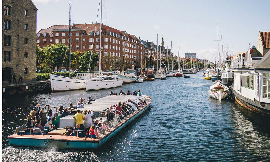 5 Clever Hacks to Keep Your Valuables Safe and Organised While Travelling