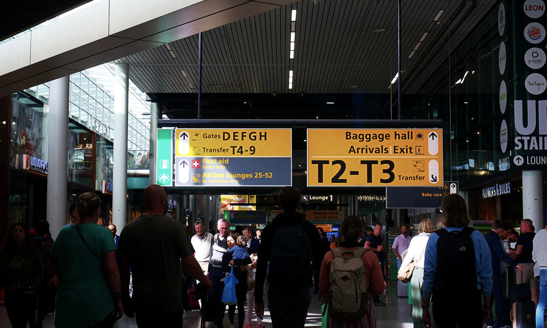 How to Manage Flight Delays and Save Your Holidays