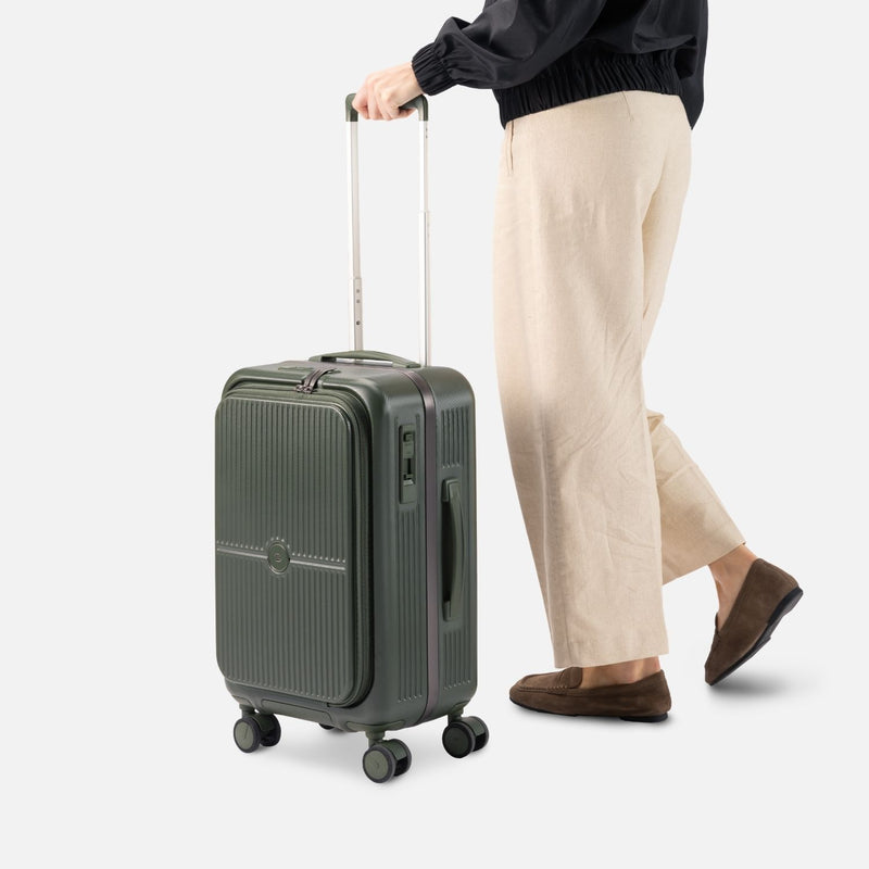  - Luggage - Zoomlite
