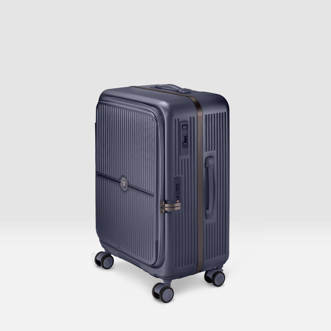  - Luggage - Zoomlite