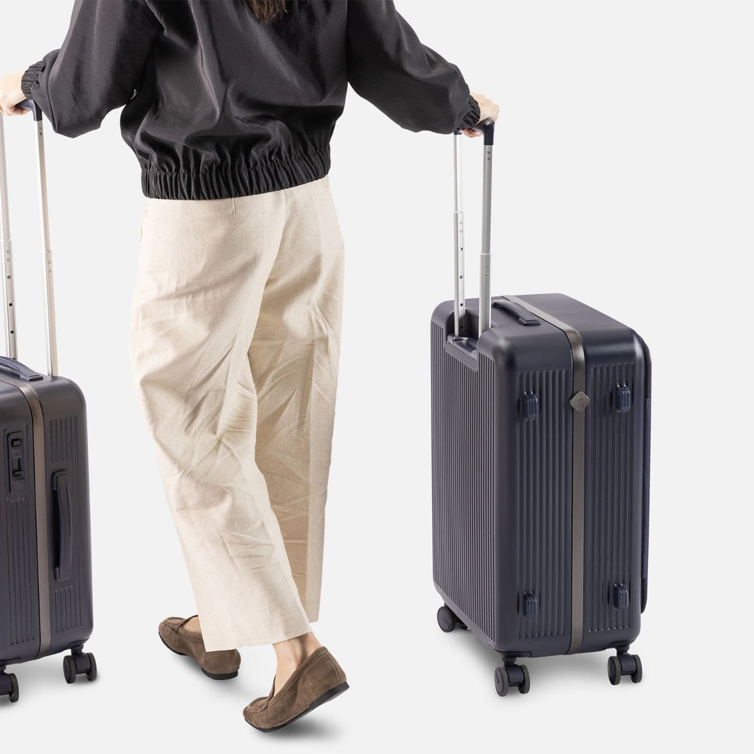  - Luggage - Zoomlite