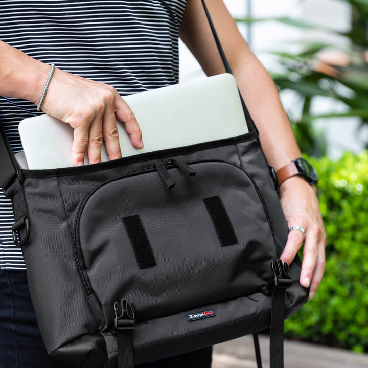 Billy Laptop Messenger#choose-colour_black